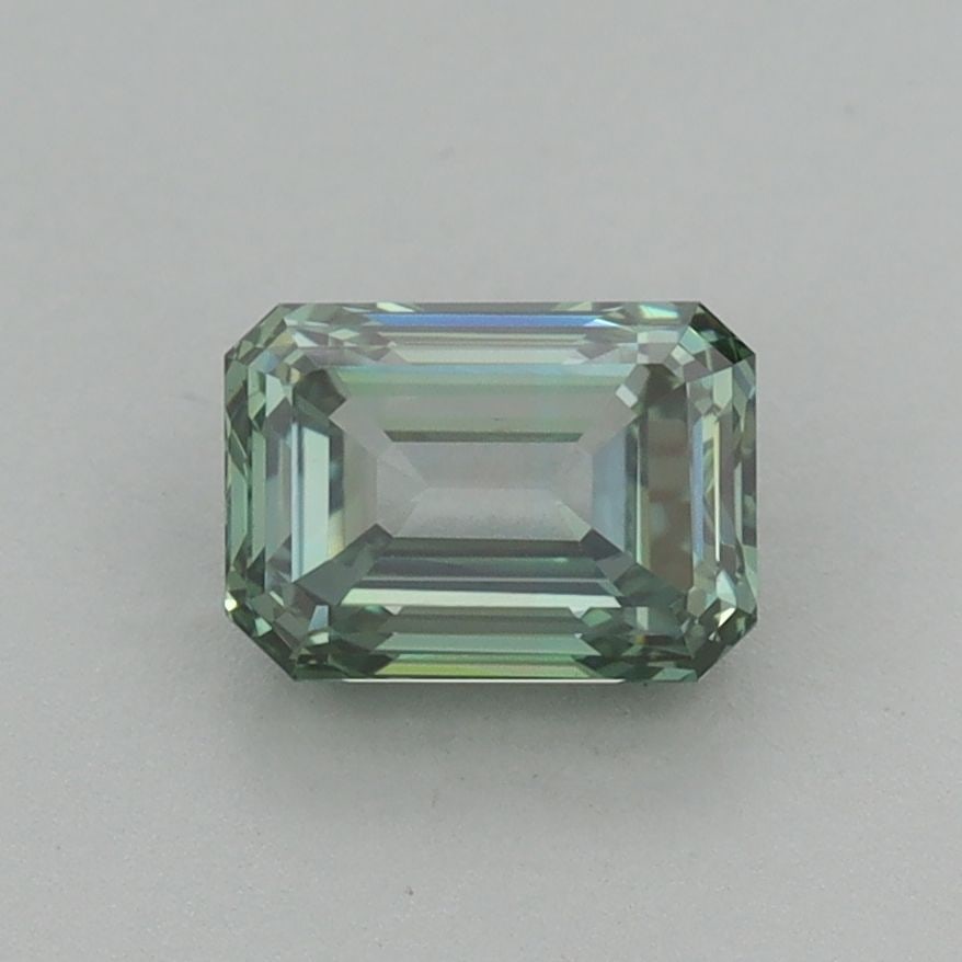 Loose Diamond - EMERALD 1.06ct Fancy Vivid Green VS1: Loose Diamond - EMERALD 1.06ct Fancy Vivid Green VS1 Source: This is a real non-mined Diamond that has been grown in a lab Shape: EMERALD Carats: 1.06 Color: Fancy Vivid Green Certification: IGI Video