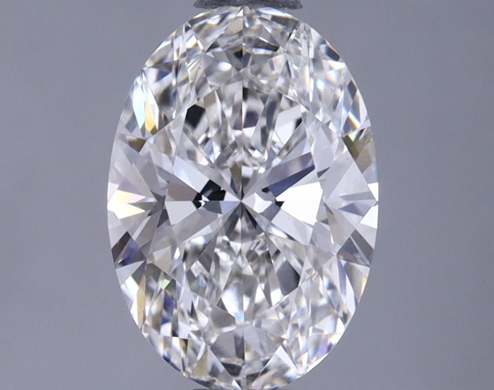 Loose Diamond - OVAL 1.24ct G VS1: Loose Diamond - OVAL 1.24ct G VS1 Source: This is a real non-mined Diamond that has been grown in a lab Shape: OVAL Carats: 1.24 Color: G Clarity: VS1 Certification: IGI Video: