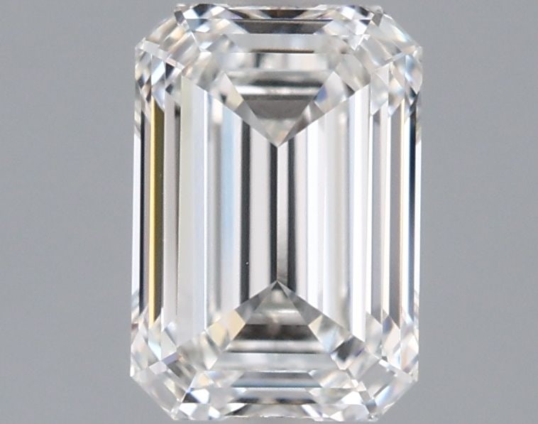 Loose Diamond - EMERALD 1.53ct G VVS2: Loose Diamond - EMERALD 1.53ct G VVS2 Source: This is a real non-mined Diamond that has been grown in a lab Shape: EMERALD Carats: 1.53 Color: G Clarity: VVS2 Certification: NONE Video: Video Link