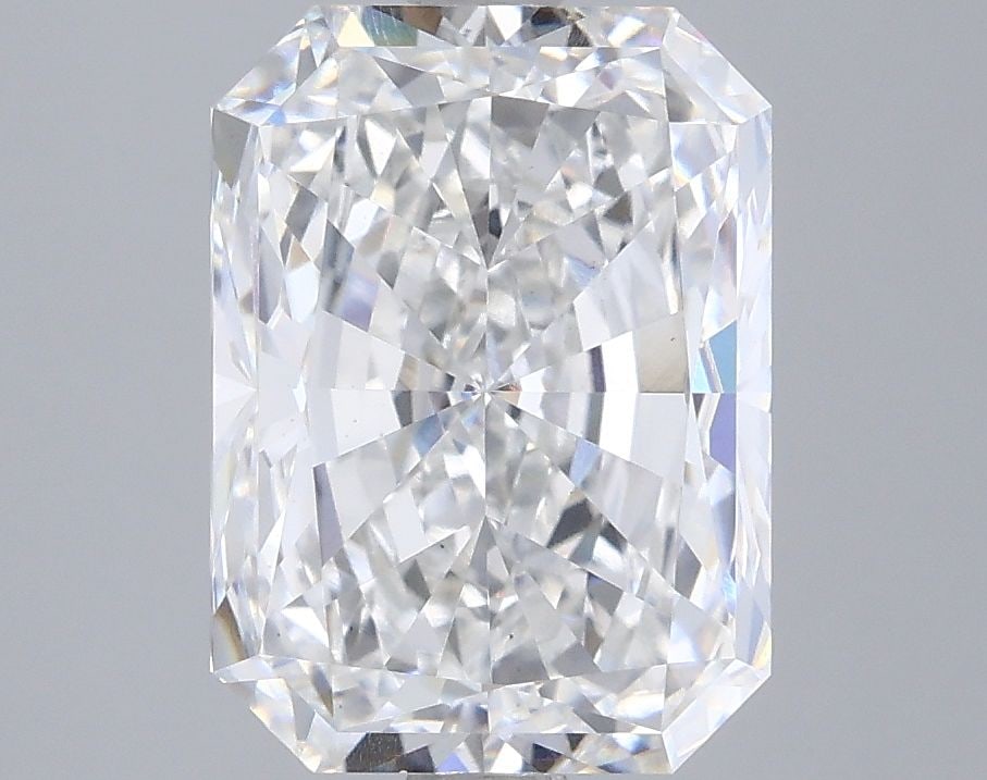 Loose Diamond - RADIANT 4.04ct D VS1: Loose Diamond - RADIANT 4.04ct D VS1 Source: This is a real non-mined Diamond that has been grown in a lab Shape: RADIANT Carats: 4.04 Color: D Clarity: VS1 Certification: IGI Video: