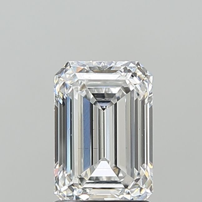 Loose Diamond - EMERALD 1.6ct E VS1: Loose Diamond - EMERALD 1.6ct E VS1 Source: This is a real non-mined Diamond that has been grown in a lab Shape: EMERALD Carats: 1.6 Color: E Clarity: VS1 Certification: IGI Video: