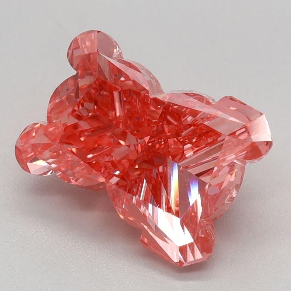 Loose Diamond - OTHER 2.25ct Fancy Vivid Pink VS1: Loose Diamond - OTHER 2.25ct Fancy Vivid Pink VS1 Source: This is a real non-mined Diamond that has been grown in a lab Shape: OTHER Carats: 2.25 Color: Fancy Vivid Pink Certification: IGI Video: