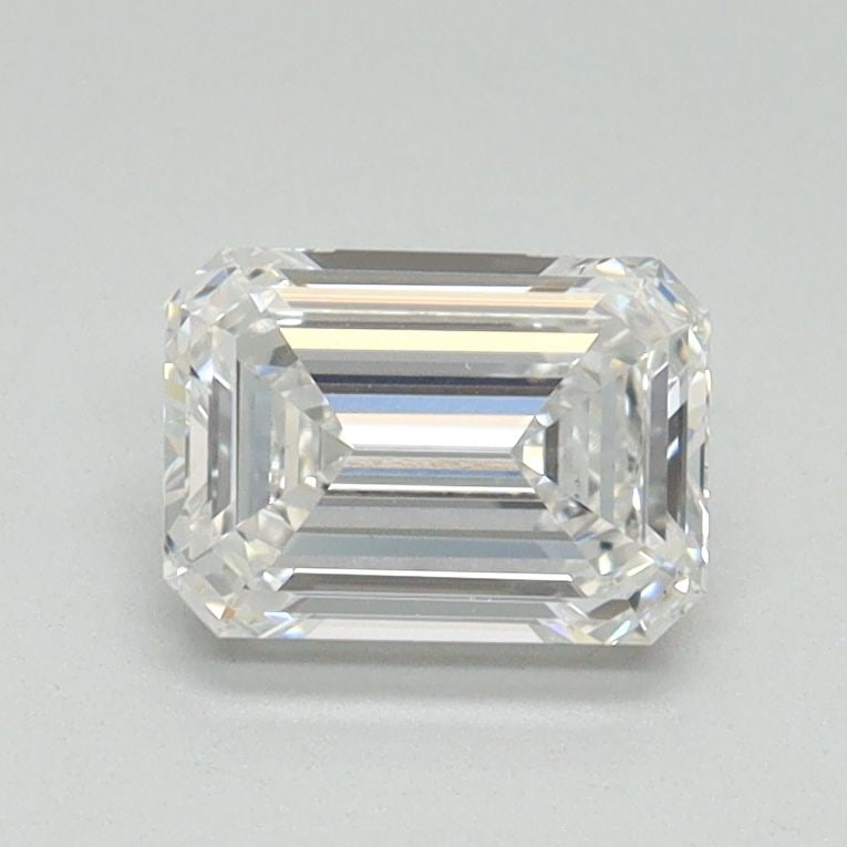 Loose Diamond - EMERALD 0.92ct E VS1: Loose Diamond - EMERALD 0.92ct E VS1 Source: This is a real non-mined Diamond that has been grown in a lab Shape: EMERALD Carats: 0.92 Color: E Clarity: VS1 Certification: NONE Video: