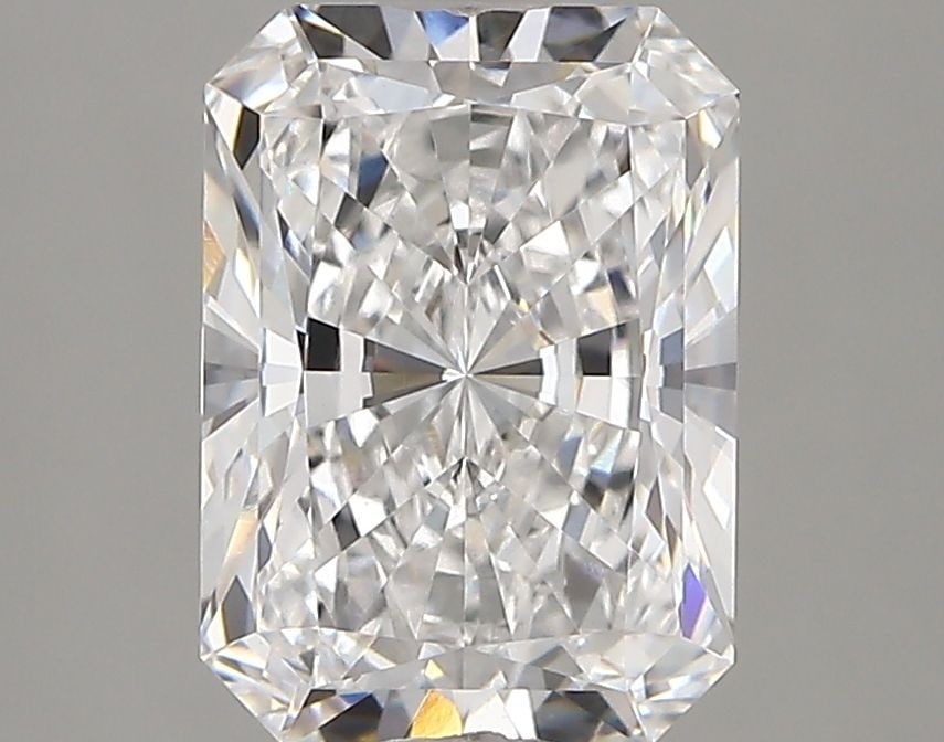 Loose Diamond - RADIANT 2.66ct D VVS2: Loose Diamond - RADIANT 2.66ct D VVS2 Source: This is a real non-mined Diamond that has been grown in a lab Shape: RADIANT Carats: 2.66 Color: D Clarity: VVS2 Certification: IGI Video: