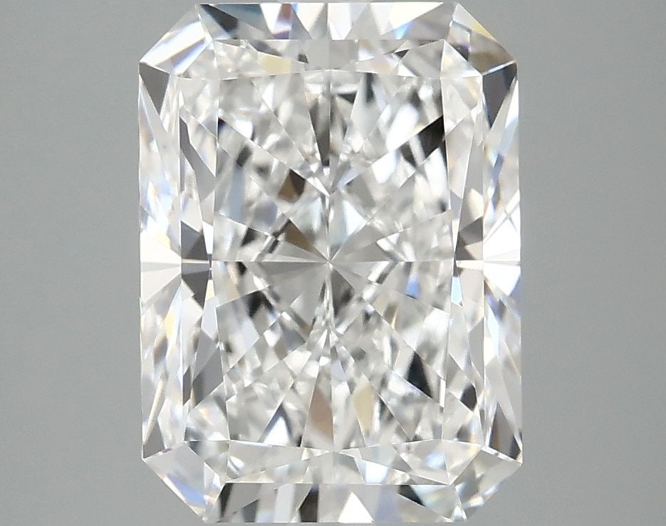 Loose Diamond - RADIANT 3.97ct E VS1: Loose Diamond - RADIANT 3.97ct E VS1 Source: This is a real non-mined Diamond that has been grown in a lab Shape: RADIANT Carats: 3.97 Color: E Clarity: VS1 Certification: IGI Video: