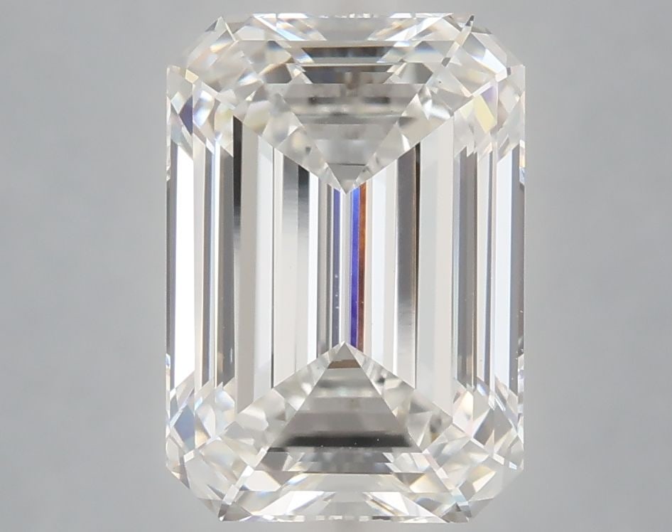 Loose Diamond - CUSHION MODIFIED 3.0ct E VS1: Loose Diamond - CUSHION MODIFIED 3.0ct E VS1 Source: This is a real non-mined Diamond that has been grown in a lab Shape: CUSHION MODIFIED Carats: 3.0 Color: E Clarity: VS1 Certification: IGI Video: