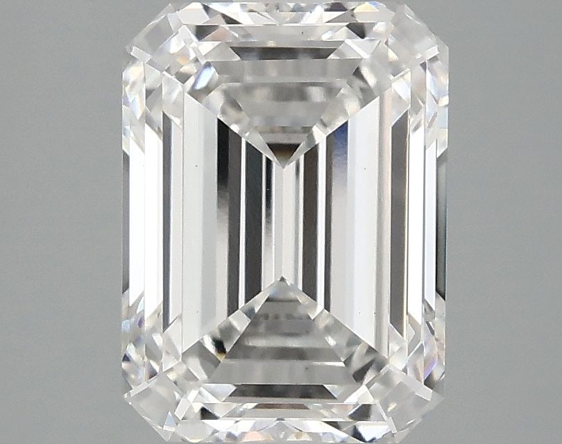 Loose Diamond - EMERALD 3.08ct E VS1: Loose Diamond - EMERALD 3.08ct E VS1 Source: This is a real non-mined Diamond that has been grown in a lab Shape: EMERALD Carats: 3.08 Color: E Clarity: VS1 Certification: IGI Video: