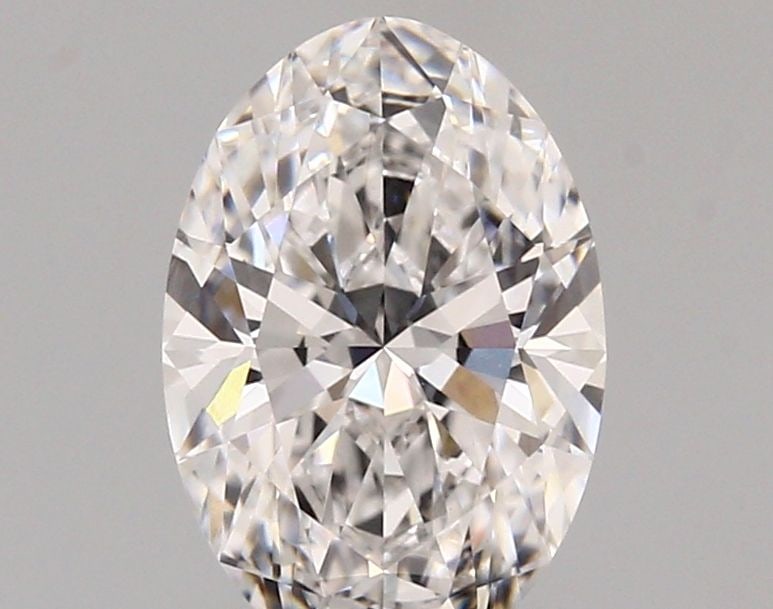 Loose Diamond - OVAL 1.6ct D VVS2: Loose Diamond - OVAL 1.6ct D VVS2 Source: This is a real non-mined Diamond that has been grown in a lab Shape: OVAL Carats: 1.6 Color: D Clarity: VVS2 Certification: IGI Video: