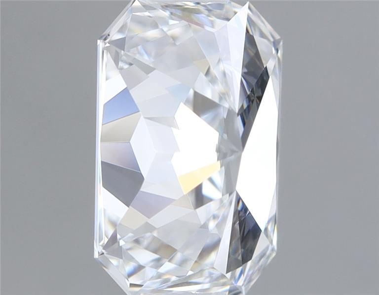 Loose Diamond - RADIANT 1.08ct D VVS1: Loose Diamond - RADIANT 1.08ct D VVS1 Source: This is a real non-mined Diamond that has been grown in a lab Shape: RADIANT Carats: 1.08 Color: D Clarity: VVS1 Certification: IGI Video: