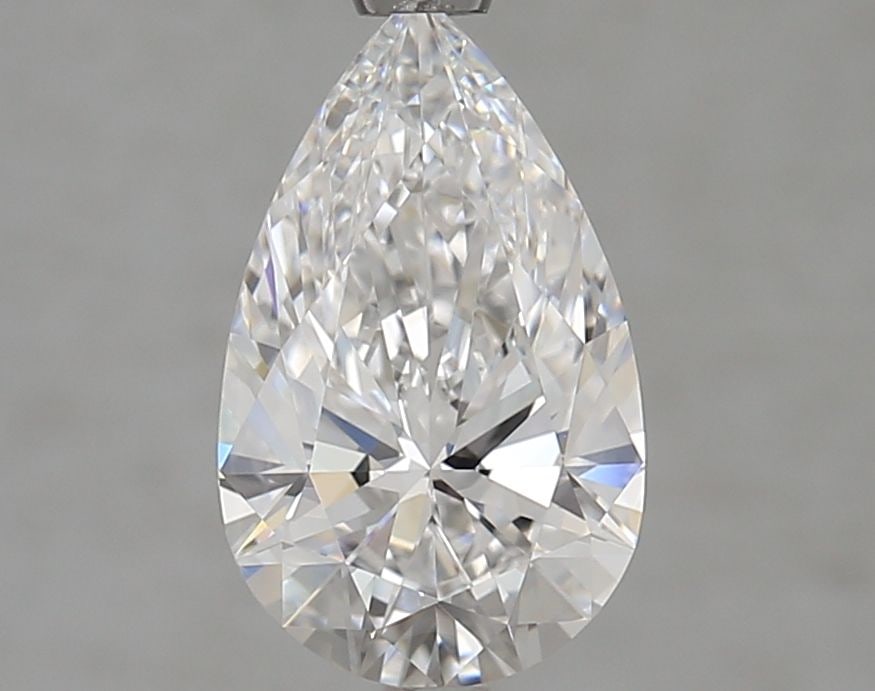 Loose Diamond - PEAR 2.01ct D VVS1: Loose Diamond - PEAR 2.01ct D VVS1 Source: This is a real non-mined Diamond that has been grown in a lab Shape: PEAR Carats: 2.01 Color: D Clarity: VVS1 Certification: GIA Video: