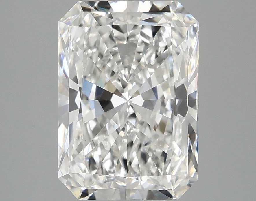 Loose Diamond - RADIANT 2.99ct E VS1: Loose Diamond - RADIANT 2.99ct E VS1 Source: This is a real non-mined Diamond that has been grown in a lab Shape: RADIANT Carats: 2.99 Color: E Clarity: VS1 Certification: IGI Video: