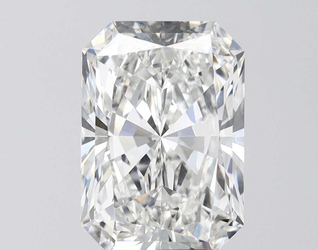 Loose Diamond - RADIANT 4.04ct F VVS2: Loose Diamond - RADIANT 4.04ct F VVS2 Source: This is a real non-mined Diamond that has been grown in a lab Shape: RADIANT Carats: 4.04 Color: F Clarity: VVS2 Certification: IGI Video: