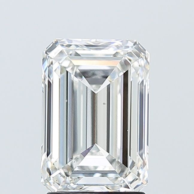 Loose Diamond - EMERALD 2.5ct E VS2: Loose Diamond - EMERALD 2.5ct E VS2 Source: This is a real non-mined Diamond that has been grown in a lab Shape: EMERALD Carats: 2.5 Color: E Clarity: VS2 Certification: IGI Additional images availabl