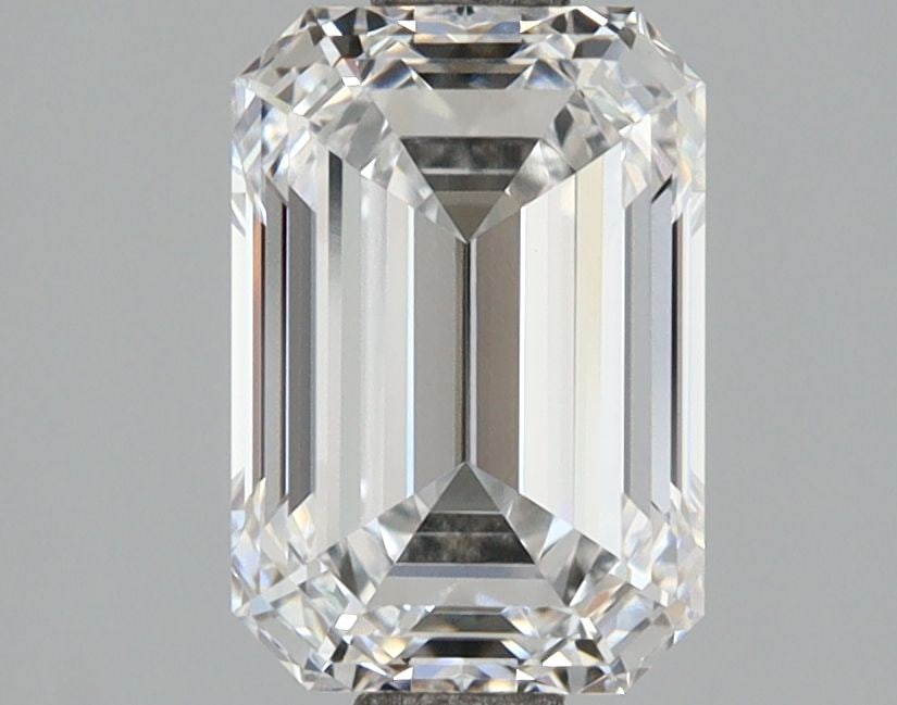 Loose Diamond - EMERALD 2.07ct D VVS2: Loose Diamond - EMERALD 2.07ct D VVS2 Source: This is a real non-mined Diamond that has been grown in a lab Shape: EMERALD Carats: 2.07 Color: D Clarity: VVS2 Certification: IGI Video: Video Link