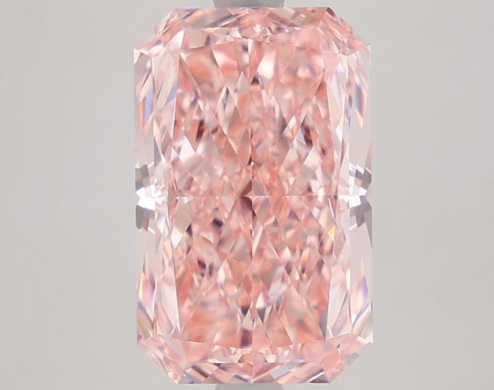 Loose Diamond - RADIANT 4.27ct Fancy Vivid Pink VVS2: Loose Diamond - RADIANT 4.27ct Fancy Vivid Pink VVS2 Source: This is a real non-mined Diamond that has been grown in a lab Shape: RADIANT Carats: 4.27 Color: Fancy Vivid Pink Certification: IGI Video: