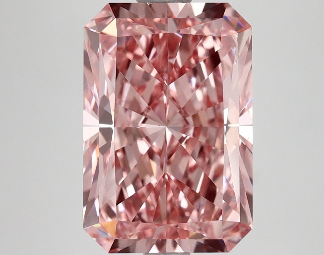 Loose Diamond - RADIANT 3.74ct Fancy Vivid Pink VS1: Loose Diamond - RADIANT 3.74ct Fancy Vivid Pink VS1 Source: This is a real non-mined Diamond that has been grown in a lab Shape: RADIANT Carats: 3.74 Color: Fancy Vivid Pink Certification: IGI Video: