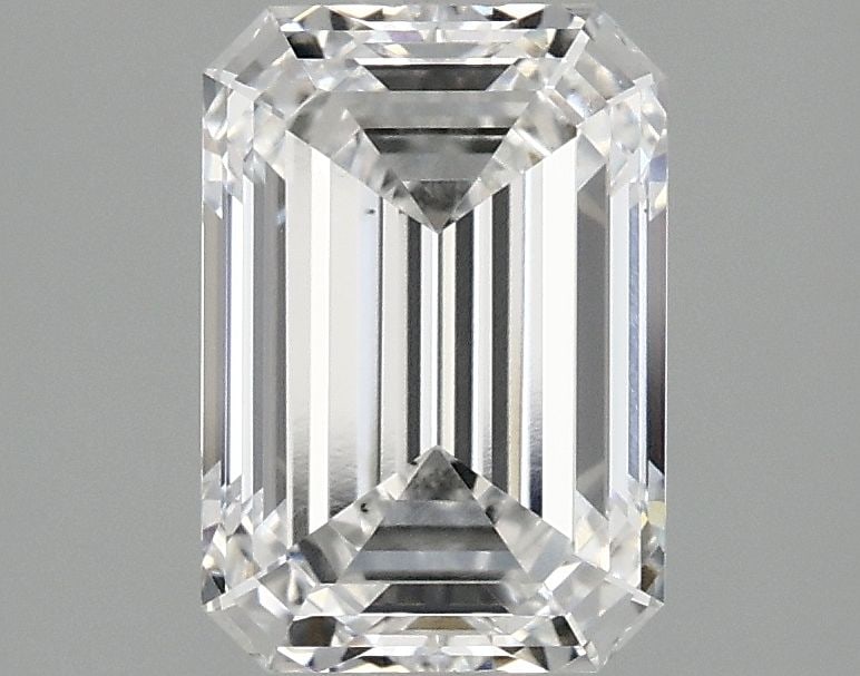 Loose Diamond - EMERALD 2.1ct D VS1: Loose Diamond - EMERALD 2.1ct D VS1 Source: This is a real non-mined Diamond that has been grown in a lab Shape: EMERALD Carats: 2.1 Color: D Clarity: VS1 Certification: IGI Video: