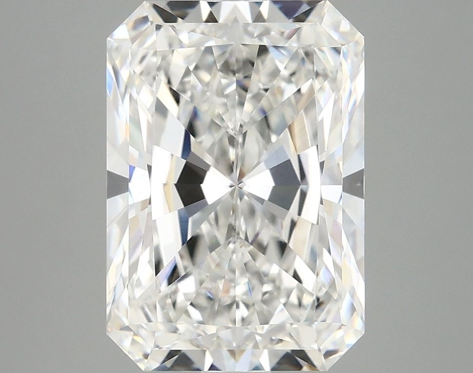 Loose Diamond - RADIANT 4.09ct E VVS2: Loose Diamond - RADIANT 4.09ct E VVS2 Source: This is a real non-mined Diamond that has been grown in a lab Shape: RADIANT Carats: 4.09 Color: E Clarity: VVS2 Certification: IGI Video: