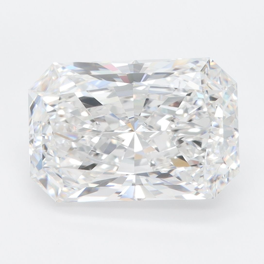Loose Diamond - RADIANT 4.27ct E VVS1: Loose Diamond - RADIANT 4.27ct E VVS1 Source: This is a real non-mined Diamond that has been grown in a lab Shape: RADIANT Carats: 4.27 Color: E Clarity: VVS1 Certification: IGI Video: