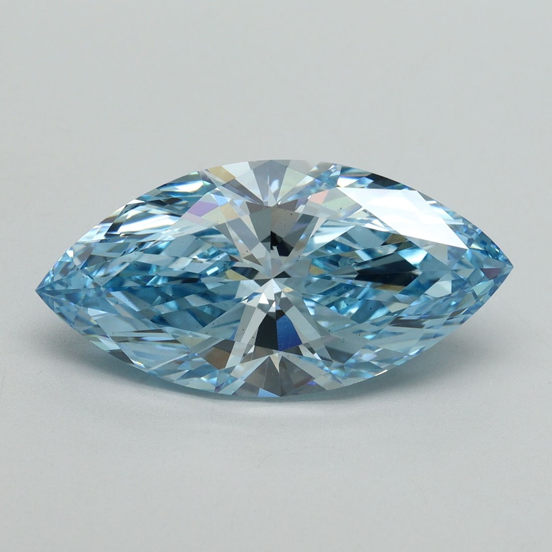 Loose Diamond - MARQUISE 6.03ct Fancy Vivid Blue VS2: Loose Diamond - MARQUISE 6.03ct Fancy Vivid Blue VS2 Source: This is a real non-mined Diamond that has been grown in a lab Shape: MARQUISE Carats: 6.03 Color: Fancy Vivid Blue Certification: IGI Video