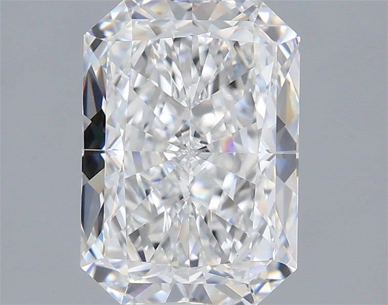 Loose Diamond - RADIANT 1.5ct E VS1: Loose Diamond - RADIANT 1.5ct E VS1 Source: This is a real non-mined Diamond that has been grown in a lab Shape: RADIANT Carats: 1.5 Color: E Clarity: VS1 Certification: IGI Video: