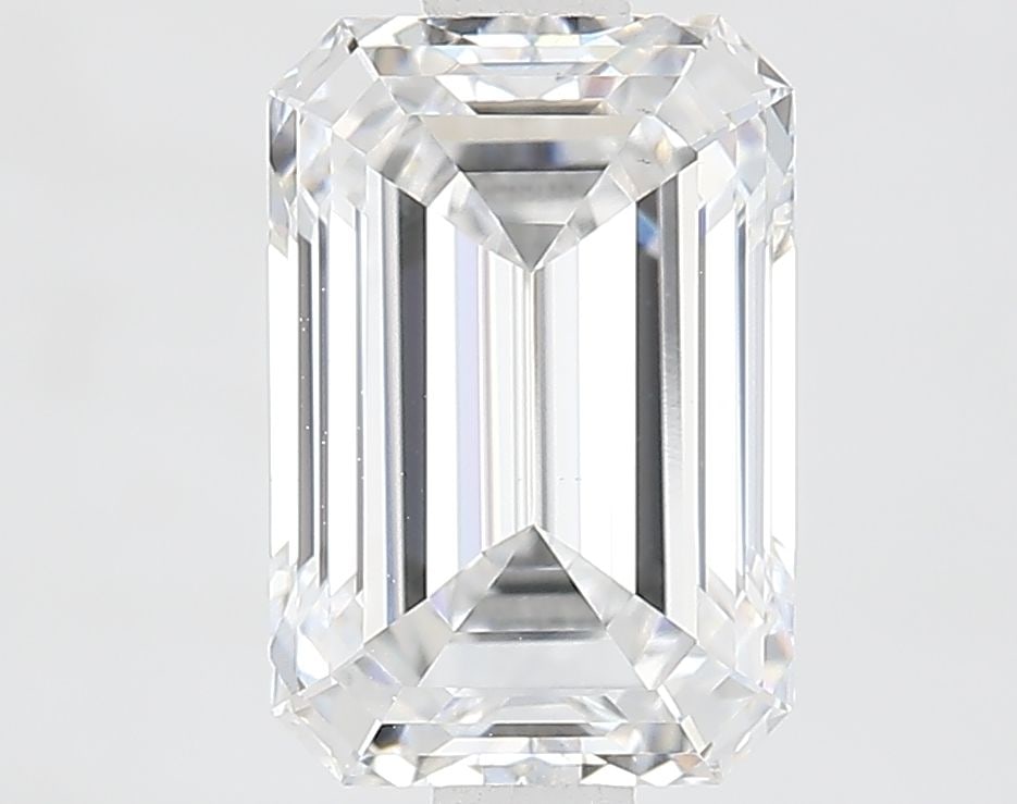 Loose Diamond - EMERALD 2.02ct D VS1: Loose Diamond - EMERALD 2.02ct D VS1 Source: This is a real non-mined Diamond that has been grown in a lab Shape: EMERALD Carats: 2.02 Color: D Clarity: VS1 Certification: IGI Video: Video Link