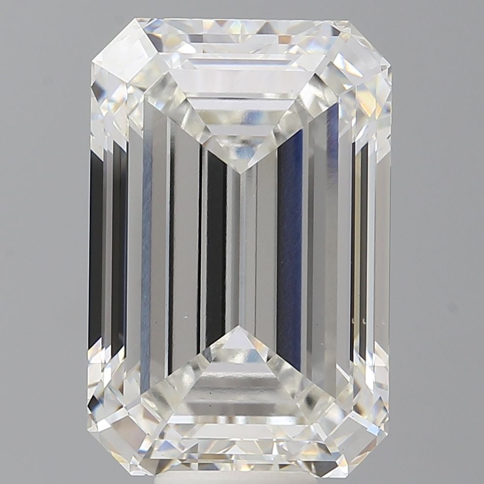 Loose Diamond - EMERALD 12.56ct F VS1: Loose Diamond - EMERALD 12.56ct F VS1 Source: This is a real non-mined Diamond that has been grown in a lab Shape: EMERALD Carats: 12.56 Color: F Clarity: VS1 Certification: IGI Video: Video Link