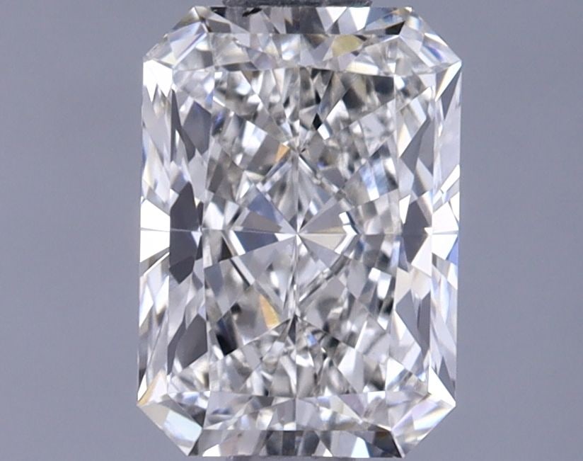 Loose Diamond - RADIANT 1.1ct G VS1: Loose Diamond - RADIANT 1.1ct G VS1 Source: This is a real non-mined Diamond that has been grown in a lab Shape: RADIANT Carats: 1.1 Color: G Clarity: VS1 Certification: IGI Video: