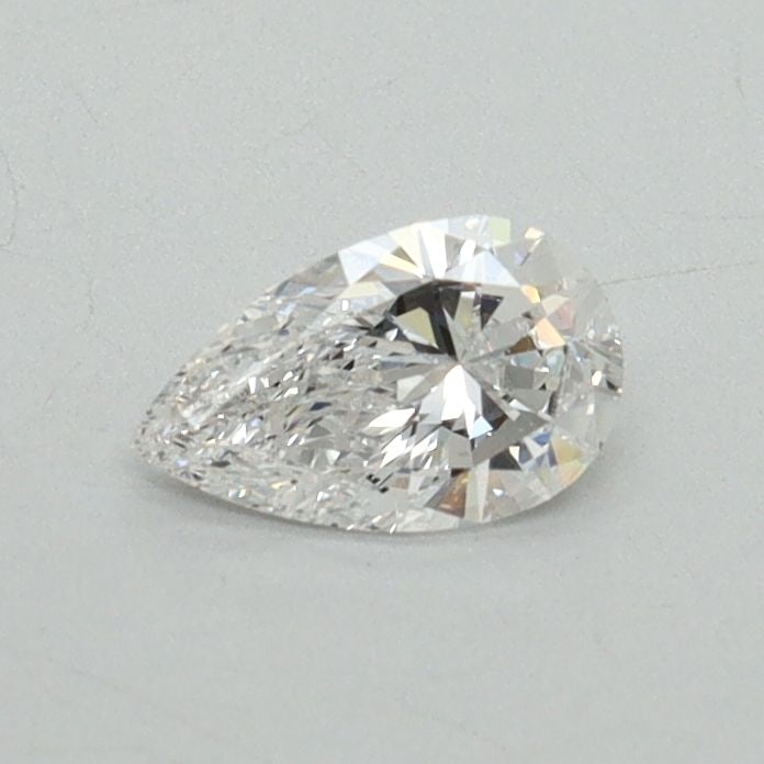 Loose Diamond - PEAR 0.33ct E VS2: Loose Diamond - PEAR 0.33ct E VS2 Source: This is a real non-mined Diamond that has been grown in a lab Shape: PEAR Carats: 0.33 Color: E Clarity: VS2 Certification: IGI Video:
