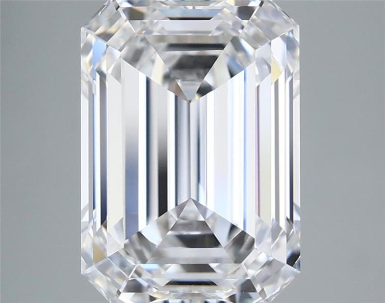 Loose Diamond - EMERALD 4.51ct D IF: Loose Diamond - EMERALD 4.51ct D IF Source: This is a real non-mined Diamond that has been grown in a lab Shape: EMERALD Carats: 4.51 Color: D Clarity: IF Certification: IGI Video: