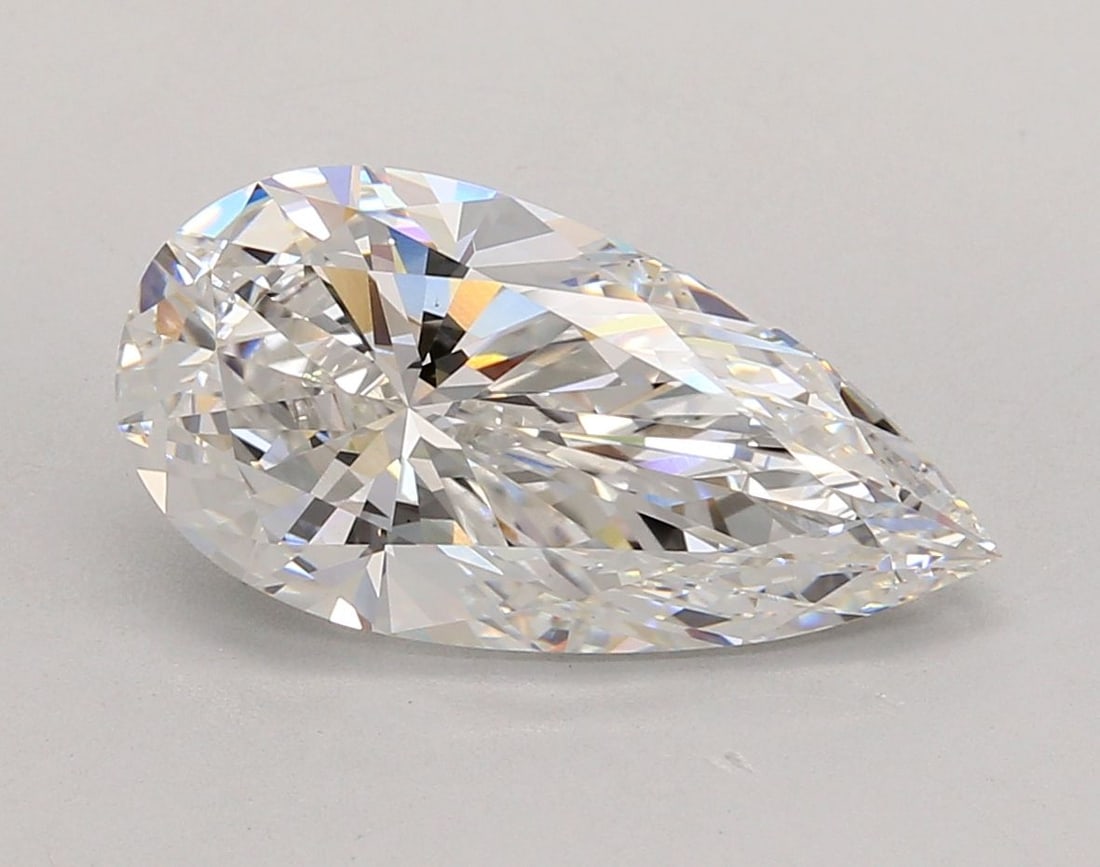 Loose Diamond - PEAR 4.22ct F VS1: Loose Diamond - PEAR 4.22ct F VS1 Source: This is a real non-mined Diamond that has been grown in a lab Shape: PEAR Carats: 4.22 Color: F Clarity: VS1 Certification: IGI Video: Video Link Additional