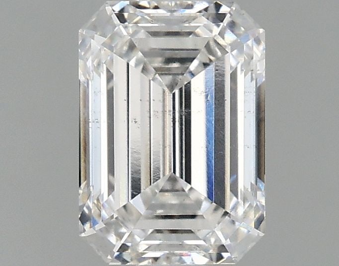 Loose Diamond - EMERALD 1.56ct E SI1: Loose Diamond - EMERALD 1.56ct E SI1 Source: This is a real non-mined Diamond that has been grown in a lab Shape: EMERALD Carats: 1.56 Color: E Clarity: SI1 Certification: IGI Video: