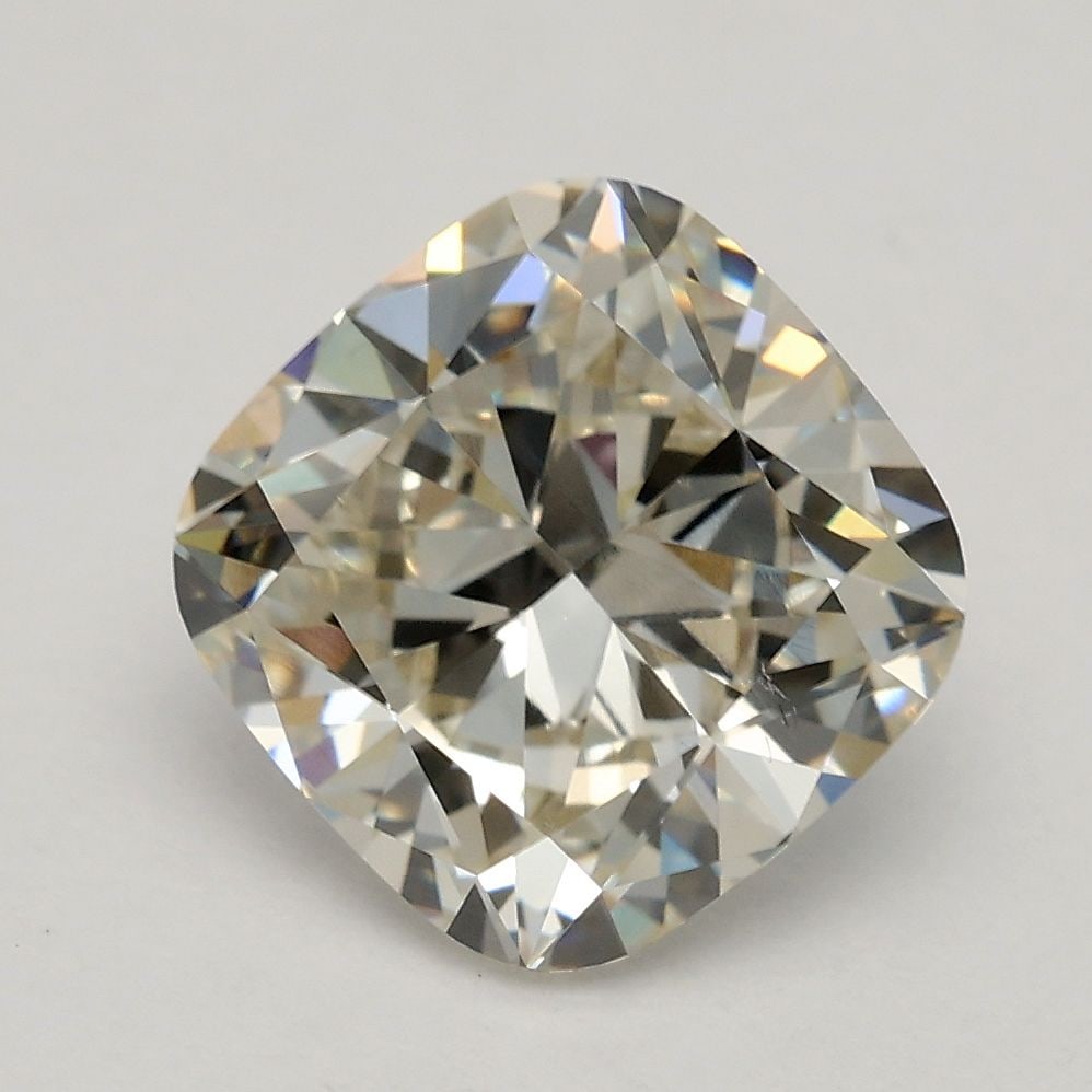 Loose Diamond - CUSHION MODIFIED 2.17ct J VS1: Loose Diamond - CUSHION MODIFIED 2.17ct J VS1 Source: This is a real non-mined Diamond that has been grown in a lab Shape: CUSHION MODIFIED Carats: 2.17 Color: J Clarity: VS1 Certification: IGI Video: