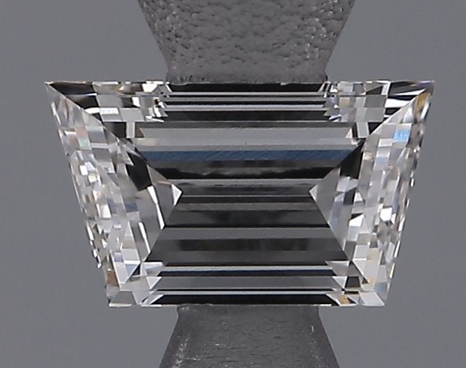 Loose Diamond - TRAPEZOID 0.52ct G VVS2: Loose Diamond - TRAPEZOID 0.52ct G VVS2 Source: This is a real non-mined Diamond that has been grown in a lab Shape: TRAPEZOID Carats: 0.52 Color: G Clarity: VVS2 Certification: IGI Video: