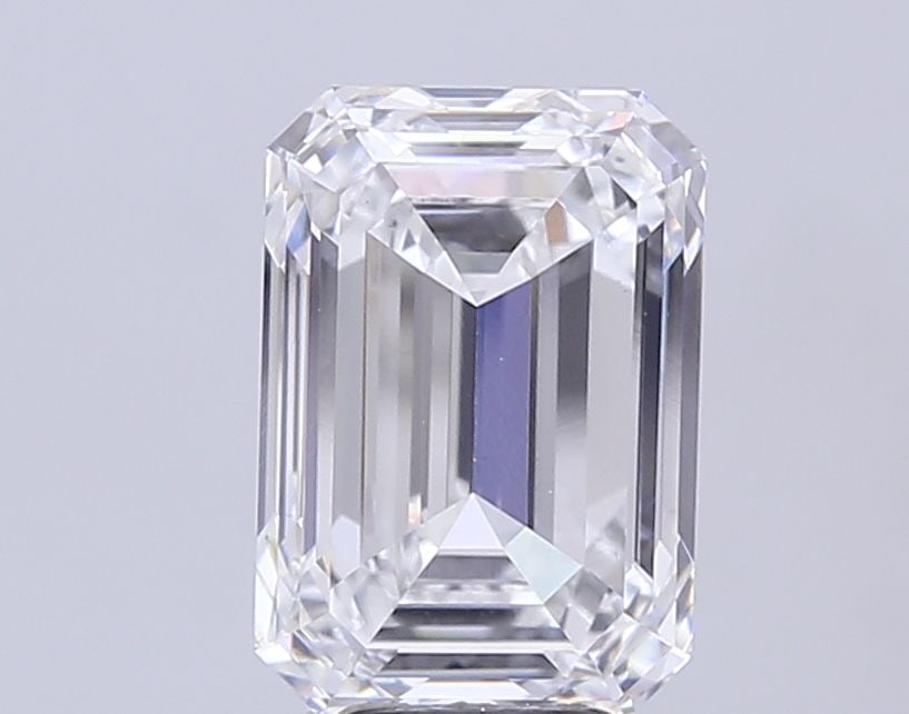 Loose Diamond - EMERALD 6.53ct D VS1: Loose Diamond - EMERALD 6.53ct D VS1 Source: This is a real non-mined Diamond that has been grown in a lab Shape: EMERALD Carats: 6.53 Color: D Clarity: VS1 Certification: IGI Additional images availa