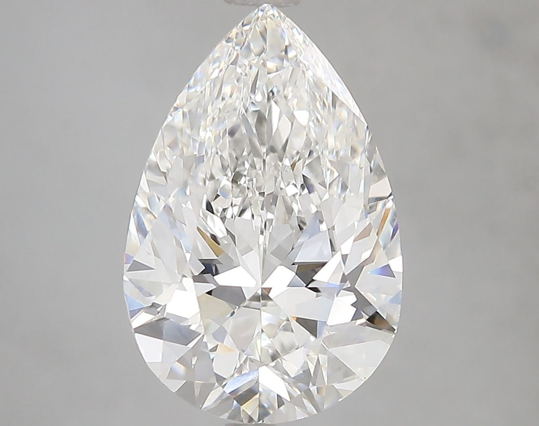 Loose Diamond - PEAR 5.0ct F VVS2: Loose Diamond - PEAR 5.0ct F VVS2 Source: This is a real non-mined Diamond that has been grown in a lab Shape: PEAR Carats: 5.0 Color: F Clarity: VVS2 Certification: IGI Additional images available up