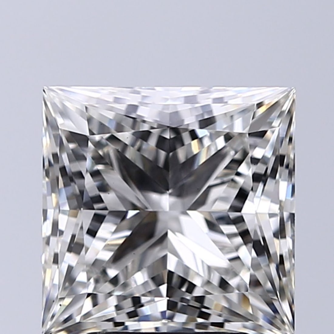 Loose Diamond - PRINCESS 3.27ct H VS1: Loose Diamond - PRINCESS 3.27ct H VS1 Source: This is a real non-mined Diamond that has been grown in a lab Shape: PRINCESS Carats: 3.27 Color: H Clarity: VS1 Certification: IGI Video: