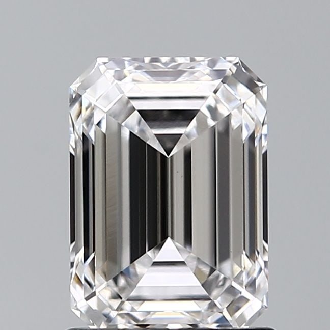 Loose Diamond - EMERALD 1.53ct D VS1: Loose Diamond - EMERALD 1.53ct D VS1 Source: This is a real non-mined Diamond that has been grown in a lab Shape: EMERALD Carats: 1.53 Color: D Clarity: VS1 Certification: IGI Video: