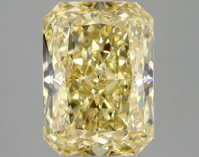 Loose Diamond - RADIANT 3.09ct Fancy Intense Yellow VVS2: Loose Diamond - RADIANT 3.09ct Fancy Intense Yellow VVS2 Source: This is a real non-mined Diamond that has been grown in a lab Shape: RADIANT Carats: 3.09 Color: Fancy Intense Yellow Certification: IG
