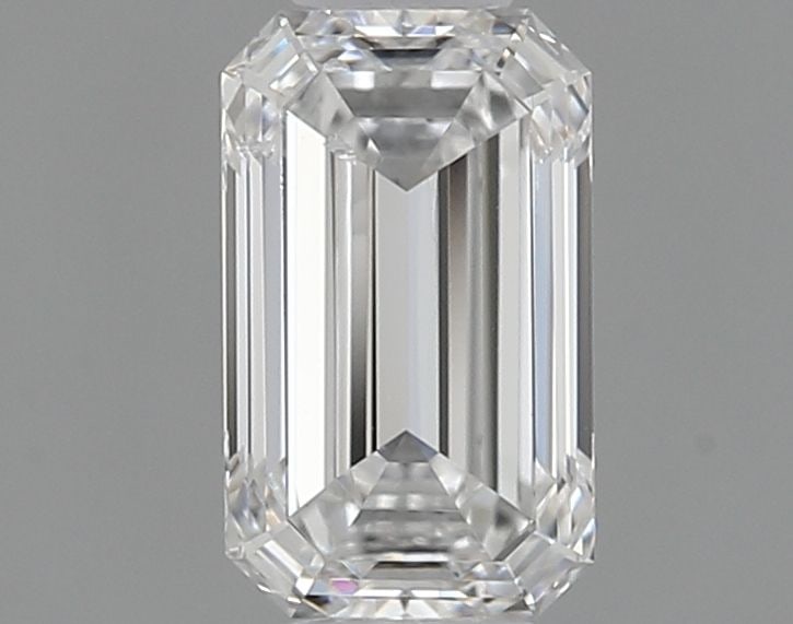 Loose Diamond - EMERALD 0.5ct D SI1: Loose Diamond - EMERALD 0.5ct D SI1 Source: This is a real non-mined Diamond that has been grown in a lab Shape: EMERALD Carats: 0.5 Color: D Clarity: SI1 Certification: NONE Additional images availab