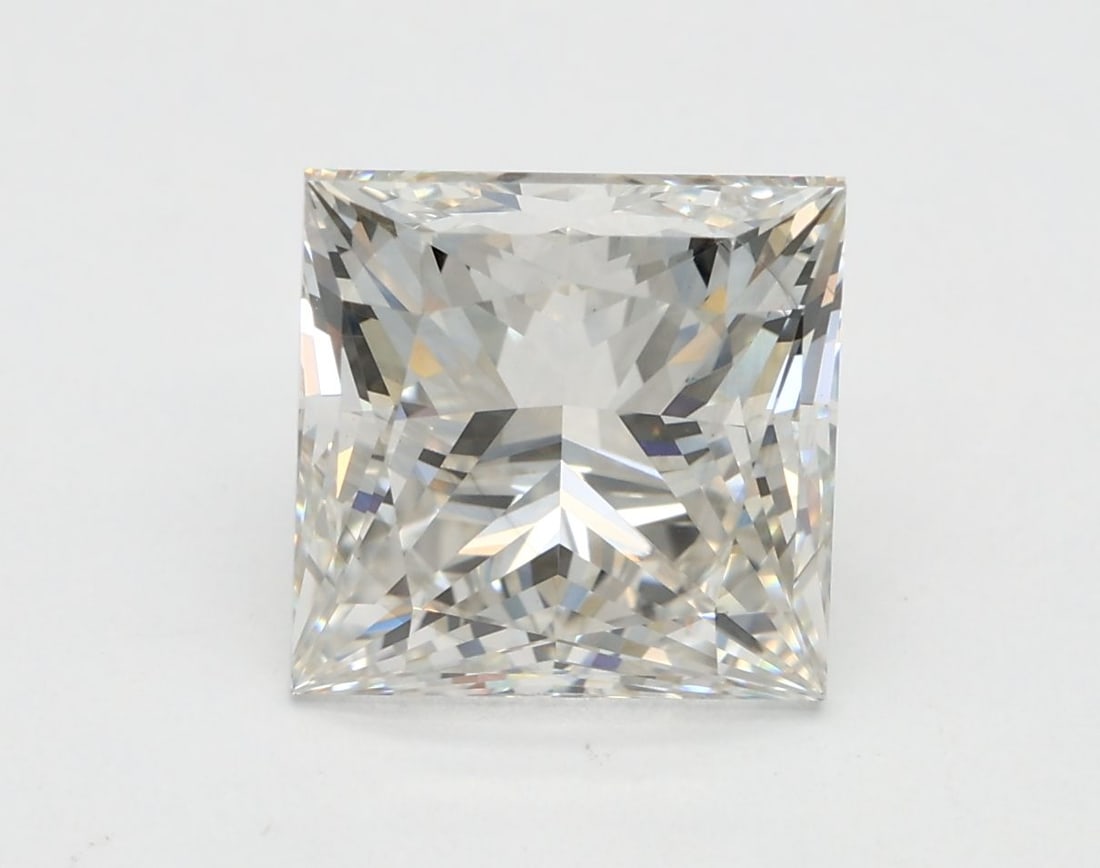 Loose Diamond - PRINCESS 3.04ct H VS2: Loose Diamond - PRINCESS 3.04ct H VS2 Source: This is a real non-mined Diamond that has been grown in a lab Shape: PRINCESS Carats: 3.04 Color: H Clarity: VS2 Certification: IGI Video: