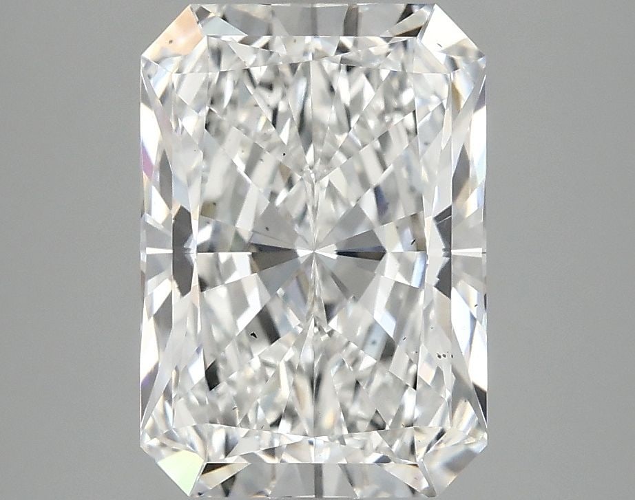 Loose Diamond - RADIANT 3.1ct E SI1: Loose Diamond - RADIANT 3.1ct E SI1 Source: This is a real non-mined Diamond that has been grown in a lab Shape: RADIANT Carats: 3.1 Color: E Clarity: SI1 Certification: IGI Video: