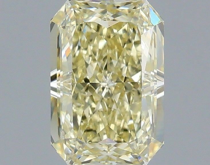 Loose Diamond - RADIANT 1.55ct W-X VS1: Loose Diamond - RADIANT 1.55ct W-X VS1 Source: This is a real non-mined Diamond that has been grown in a lab Shape: RADIANT Carats: 1.55 Color: W-X Certification: IGI Video: