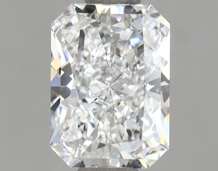 Loose Diamond - RADIANT 1.02ct D IF: Loose Diamond - RADIANT 1.02ct D IF Source: This is a real non-mined Diamond that has been grown in a lab Shape: RADIANT Carats: 1.02 Color: D Clarity: IF Certification: IGI Video: