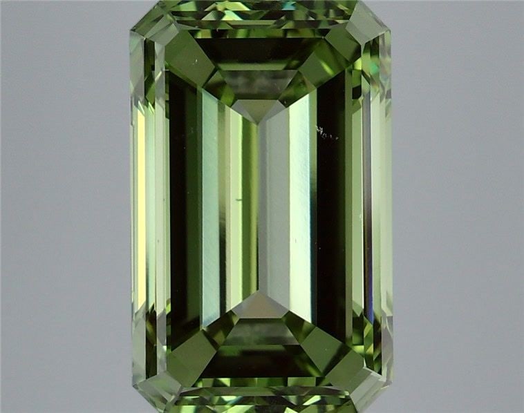 Loose Diamond - EMERALD 10.01ct Fancy Vivid Green VS1: Loose Diamond - EMERALD 10.01ct Fancy Vivid Green VS1 Source: This is a real non-mined Diamond that has been grown in a lab Shape: EMERALD Carats: 10.01 Color: Fancy Vivid Green Certification: IGI Vid