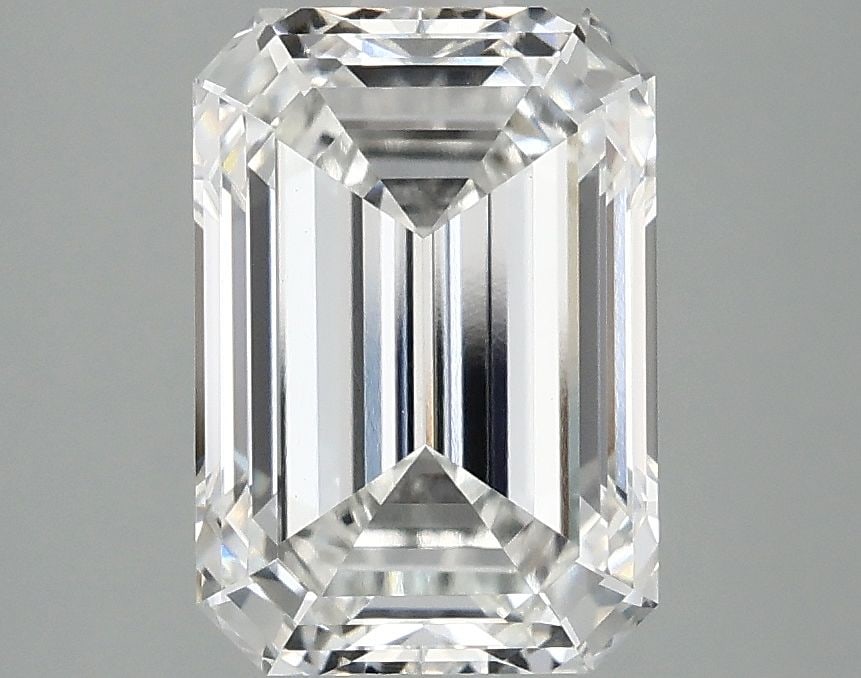 Loose Diamond - EMERALD 3.07ct F VS1: Loose Diamond - EMERALD 3.07ct F VS1 Source: This is a real non-mined Diamond that has been grown in a lab Shape: EMERALD Carats: 3.07 Color: F Clarity: VS1 Certification: IGI Video: