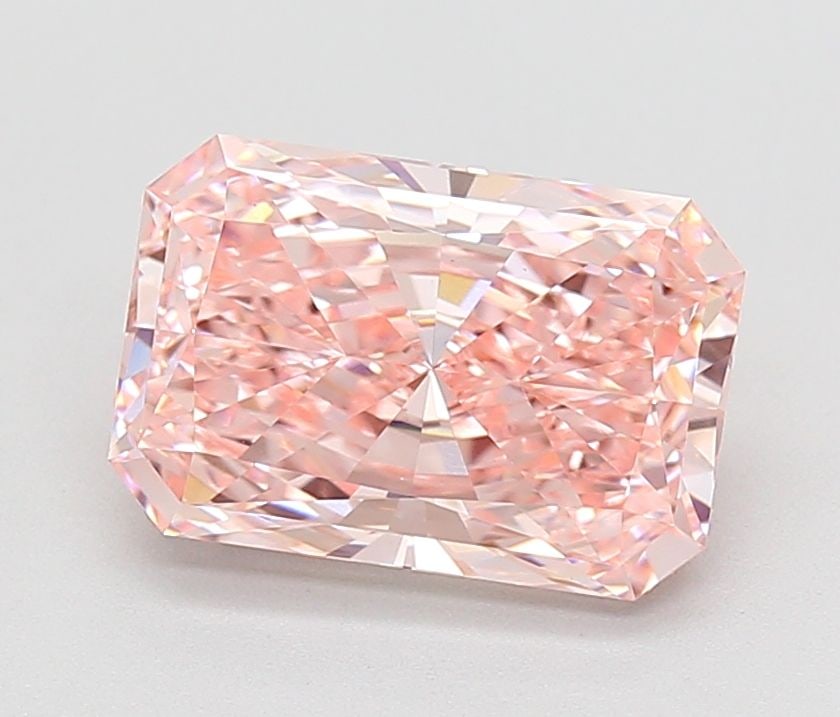 Loose Diamond - RADIANT 3.07ct Fancy Vivid Pink VS1: Loose Diamond - RADIANT 3.07ct Fancy Vivid Pink VS1 Source: This is a real non-mined Diamond that has been grown in a lab Shape: RADIANT Carats: 3.07 Color: Fancy Vivid Pink Certification: IGI Video: