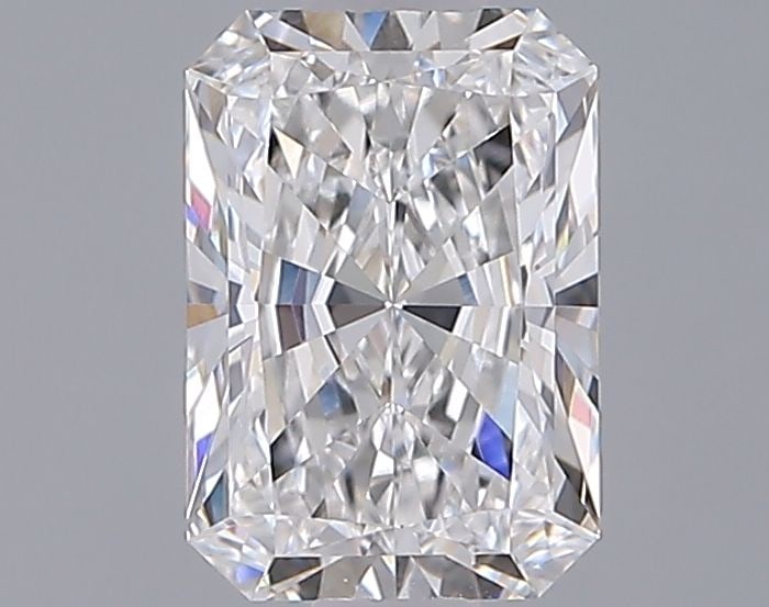Loose Diamond - RADIANT 1.34ct E VVS2: Loose Diamond - RADIANT 1.34ct E VVS2 Source: This is a real non-mined Diamond that has been grown in a lab Shape: RADIANT Carats: 1.34 Color: E Clarity: VVS2 Certification: IGI Video: