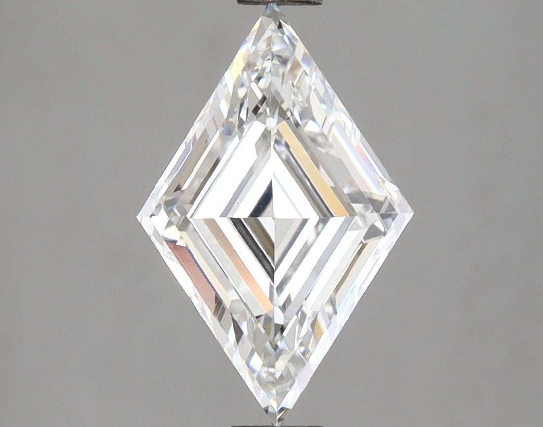 Loose Diamond - LOZENGE 2.08ct D VS1: Loose Diamond - LOZENGE 2.08ct D VS1 Source: This is a real non-mined Diamond that has been grown in a lab Shape: LOZENGE Carats: 2.08 Color: D Clarity: VS1 Certification: IGI Video: