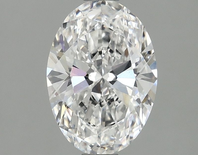 Loose Diamond - OVAL 1.47ct E VVS2: Loose Diamond - OVAL 1.47ct E VVS2 Source: This is a real non-mined Diamond that has been grown in a lab Shape: OVAL Carats: 1.47 Color: E Clarity: VVS2 Certification: IGI Additional images available 